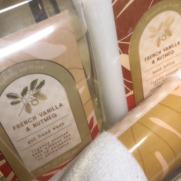 19oz French Vanilla & Nutmeg Gel Hand Wash and Hand Lotion plus white wash cloth - Picture 3 of 4